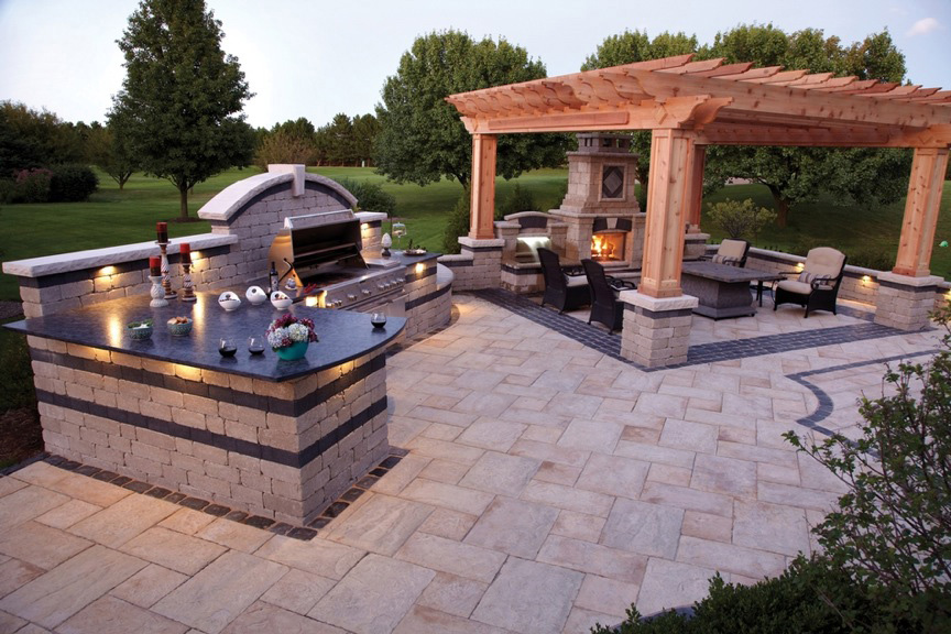 Outdoor kitchen with outlet firepit